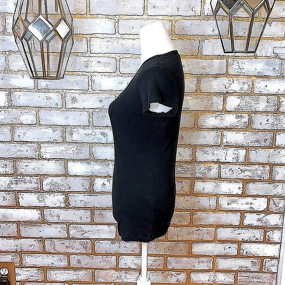 District Threads Black Ribbed Fitted Scoop Neck T-Shirt, Women’s Size Small. - Picture 3 of 6